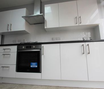 House share to rent - Photo 4