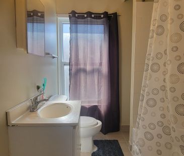 unit2rm3-217 Colborne St, Kingston, ON K7K 1E4 - Photo 2