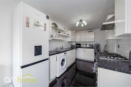 Armfield Grove, Leigh, WN7 - Photo 5