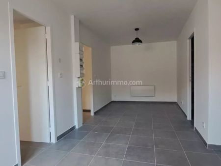 Location Appartement 3 pièces 51 m2 à Carmaux - Photo 5