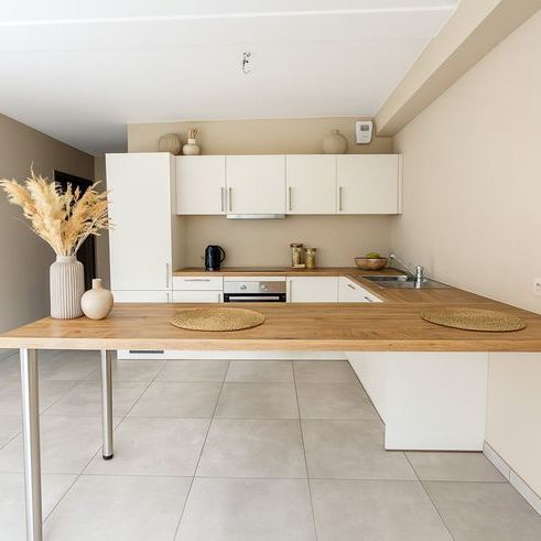 Appartement te huur - Photo 1