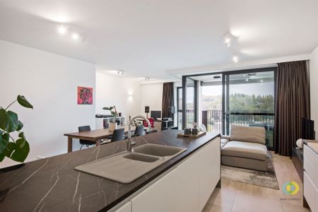 Appartement met 2 slaapkamers en terras - Photo 4