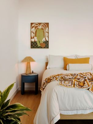 Studio (Furnished) - Photo 1