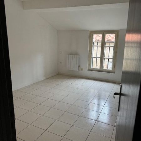 Location Appartement 3 pièces 60m² NARBONNE 11100 - Photo 4