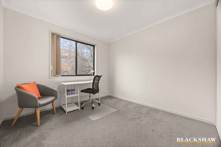 Sunny Two-Bedroom Retreat in the Heart of Braddon with... - Photo 3