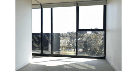 Modern One-Bedroom Apartment in Prime North Melbourne Location - Photo 3