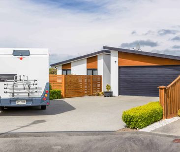 Modern Family Living in a Quiet Cul-de-Sac - Photo 4