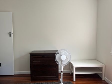 Paddington - Photo 2