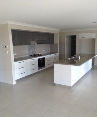 Executive Home in Grangewood - Photo 2