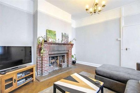 The Street, Long Stratton, Norwich, Norfolk, NR15 - Photo 2