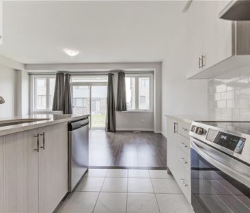 73 PRINCE PHILLIP Boulevard, Ayr, Ontario, N0B1E0 - Photo 4