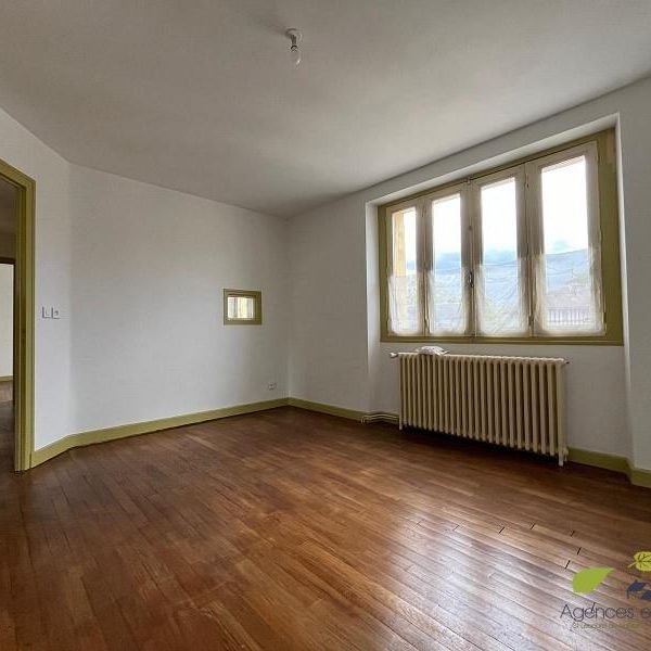 Location Appartement 4 pièces 71m² ST LEONARD DE NOBLAT 87400 - Photo 1