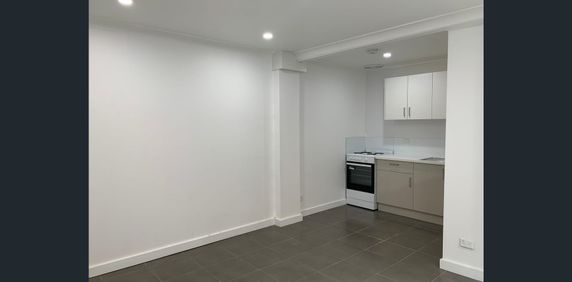 Studio in Wollongong CBD - Photo 2