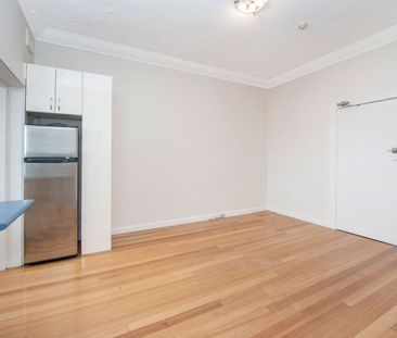 7/16 Royston Street, Darlinghurst NSW 2010 - Apartment For Rent | D... - Photo 2