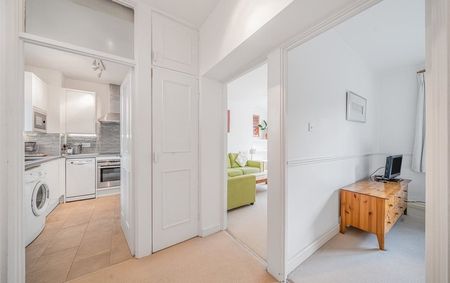 Property To Let in Townshend Estate, St John's Wood, NW8 | TK International - Photo 3