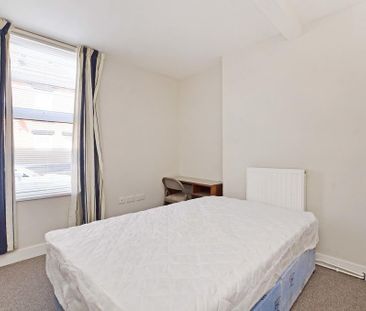 5 bedroom house to rent - Photo 3