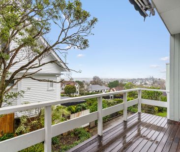 Remuera Perfection on Prestigious Victoria Avenue - Photo 1