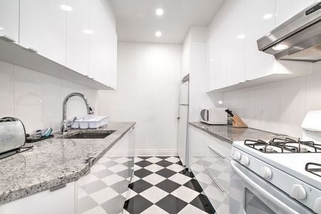 2 Bed 1 Bath - Photo 2