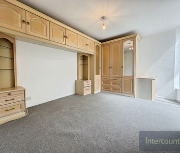 High Street, CB10, Saffron Walden - Photo 3