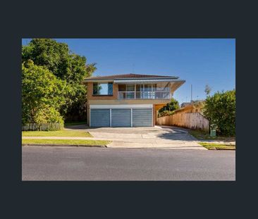 Fully Renovated Ground Floor Apartment in Boutique Block – Prime So... - Photo 6