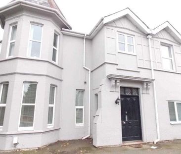 3 bedroom apartment to rent - Photo 2