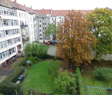 Erstbezug nach Reno- Vierraumwohnung mit Balkon - Foto 1