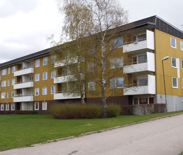 Karlslättsv 5 A - Foto 1