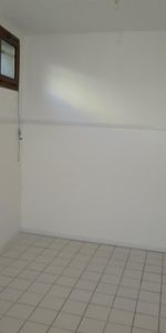 Location Appartement 1 pièce 31m² GRENOBLE 38000 - Photo 3