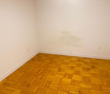 For Lease - 15 Sedgemount Drive Unit# Bsmt, Toronto, Ontario - Photo 4