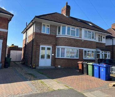 Howberry Close, Edgware, HA8 - Photo 1