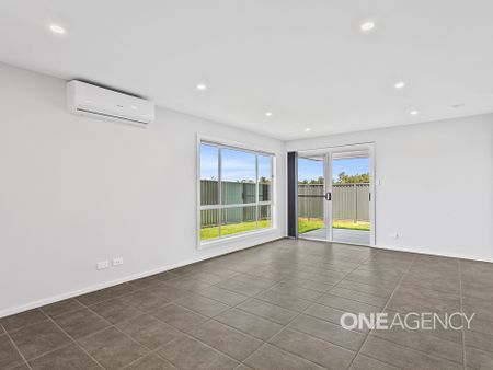 MODERN FAMILY HOME IN A PEACEFUL BADAGARANG LOCATION - Photo 5