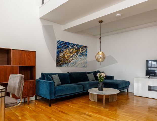 Roof-Top-Living - Photo 1