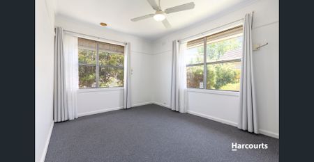 3 bedroom gem in a great location! - Photo 4