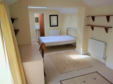 6 bedroom house to rent - Photo 4