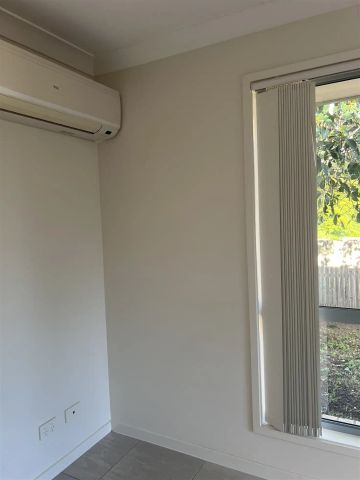 1/13 Robinson Street, Brassall QLD 4305 - Photo 5