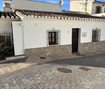 Piso de alquiler en Cortijo Rapio Periana, 29710, Periana - Photo 1