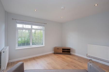 4 Ravenhill Court, Belfast, BT6 8FS - Photo 5