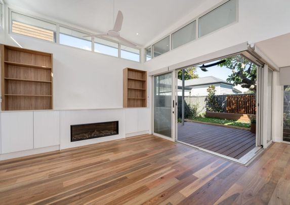 Executive Living at Its Finest - Renovated Two-Bedroom Cottage - Photo 1