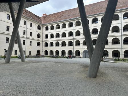 „Top-Lage! 2-Zimmer mit Balkon & Schlossbergblick und dazugehörigen Stellplatz ab 12/25“ - Foto 5