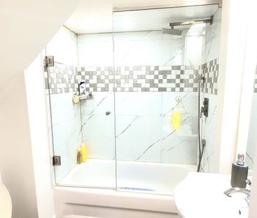 For Lease - 928 Wayne Drive Unit# Walk out Basement, Newmarket, Ont... - Photo 3