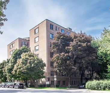 10 Rosemount Avenue - Photo 4