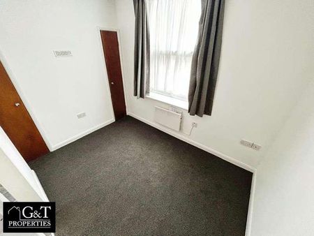 Flat, Comberton Terrace, Kidderminster, DY10 - Photo 4