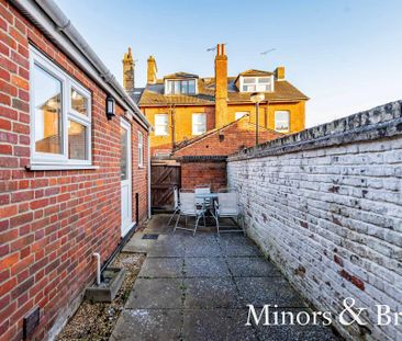 1 bedroom in a house share to rent - Photo 5