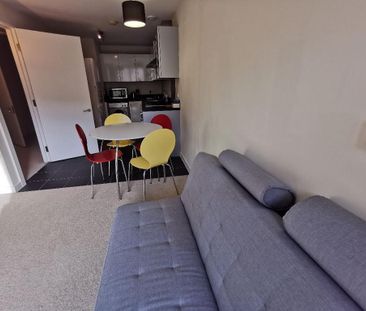 1 bedroom apartment to rent - Photo 2