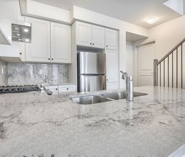 For Lease - 34 Paisley Drive, Bradford West Gwillimbury, Ontario - Photo 6