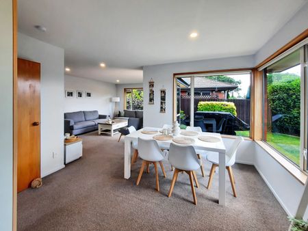 1/30 Seymour Street, Hornby Christchurch 8042 - Photo 2