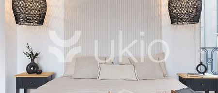 Appartement • Saint James-Delabordère - Photo 3