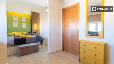 2 room luxury Flat for rent in Málaga, Spain - Photo 5