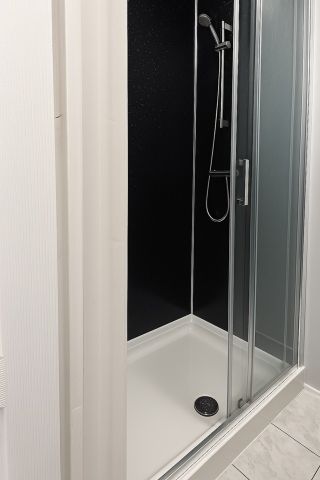 2 Bed Flat, Station Parade, IG11 - Photo 5