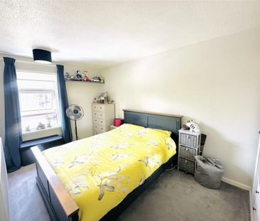 2 Bed Terraced House, Tamworth Road, CR0 - Photo 1